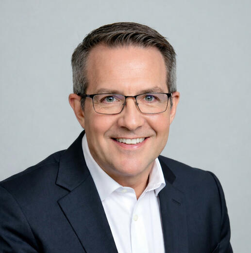 Headshot profile picture.